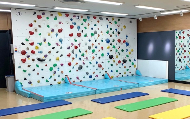 サーキットトレーニング 子供向けボルダリング導入 3fit葛西店 超進化中 Gymspot ジムスポット