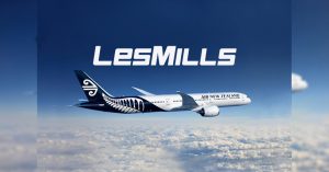 レズミルズが航空会社と協力機内エクササイズ発表
